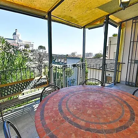 Con Terrazzo, Posto Auto E Vista Mare 로아노
